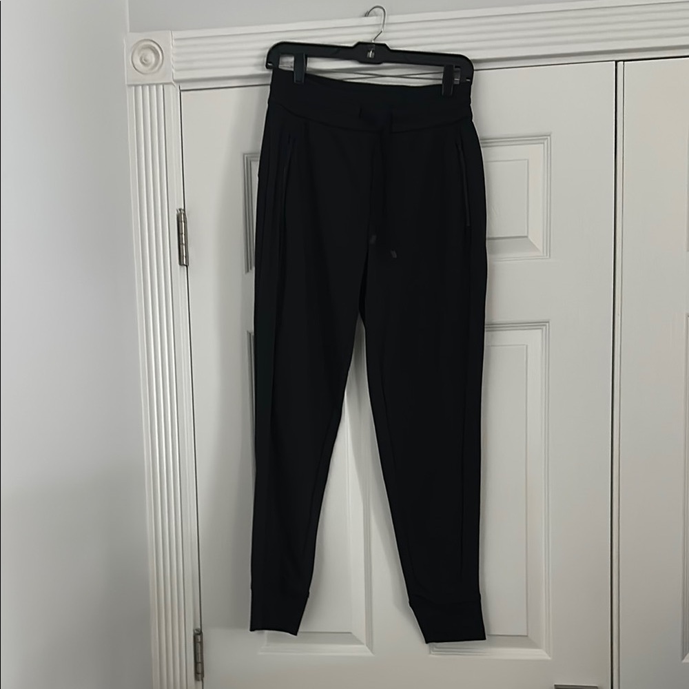 Athleta Black Joggers Size 4